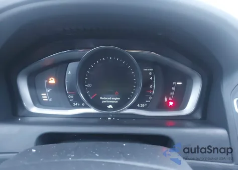 2012 Volvo Xc60 3.2 Premier из США, поврежденный, VIN YV4940DZ1C2238031